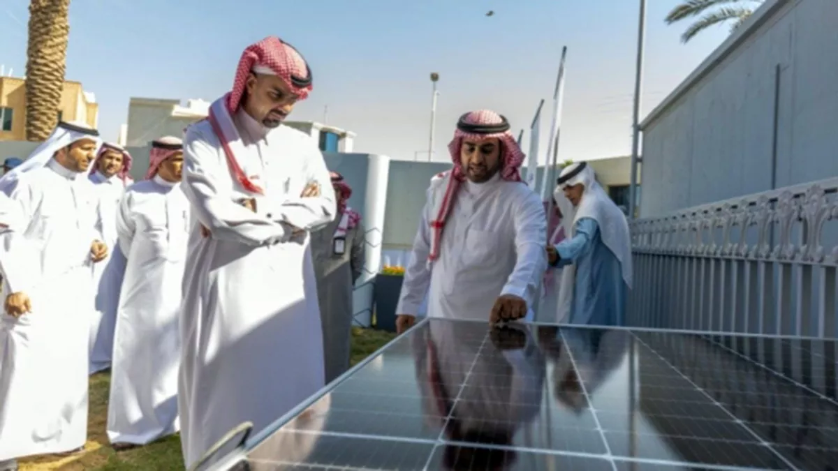 Solar energy project was launched by Riyadh Mayor Prince Faisal Bin Ayyaf