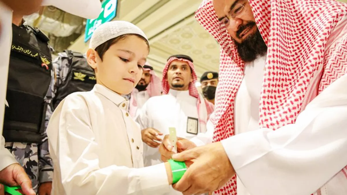 Digital devices were introduced that print identification wristbands for children at Makkah's Grand Mosque