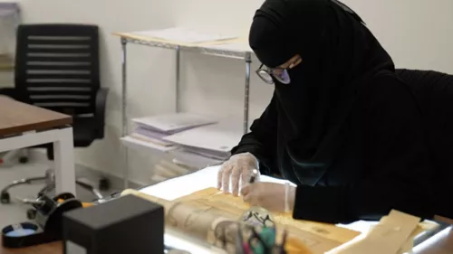 King Abdulaziz Public Library succeeds in preserving more than 3,000 rare scientific materials of cultural heritage