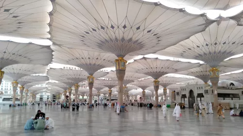 Haramain High-Speed Train Project.; 84 trips will be run daily between Makkah and Jeddah